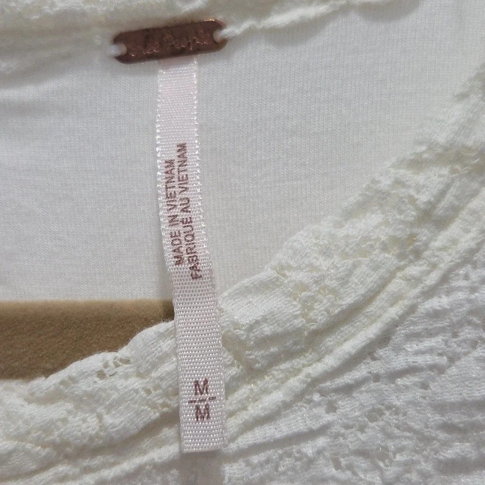Free People Tea Time White Lace Puffy sleeve top, MEDIUM